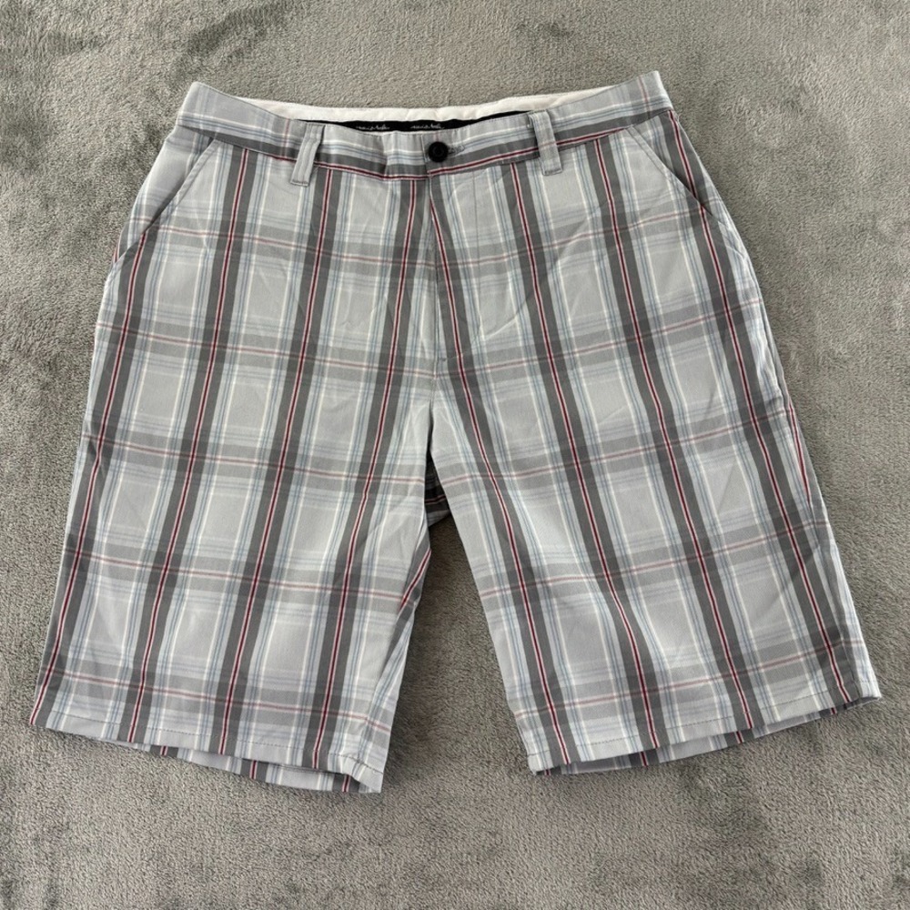 Travis Mathew Plaid Golf Bermuda Shorts Mens 34 Gray Red Blue 11" Inseam Stretch